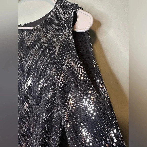 JH evenings‎ cold shoulder bling dress - Picture 3 of 15